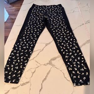 🌸Pink Leggings Floral with Mesh Size Medium🌸